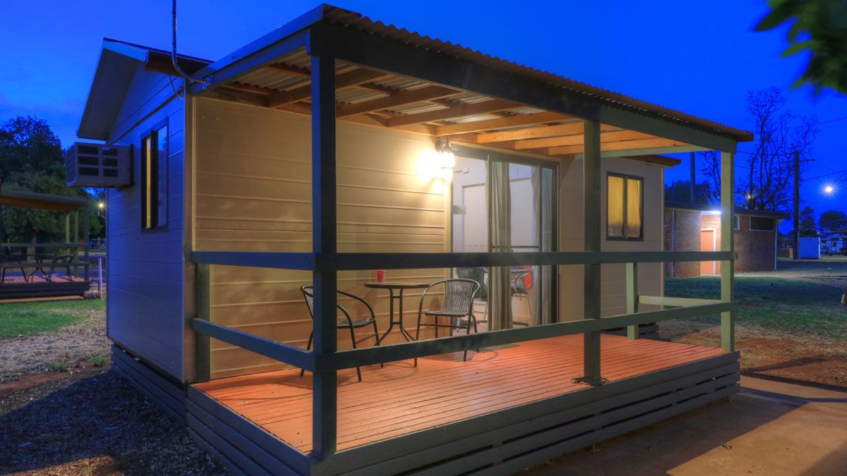 Cobar Caravan Park Budget Cabin